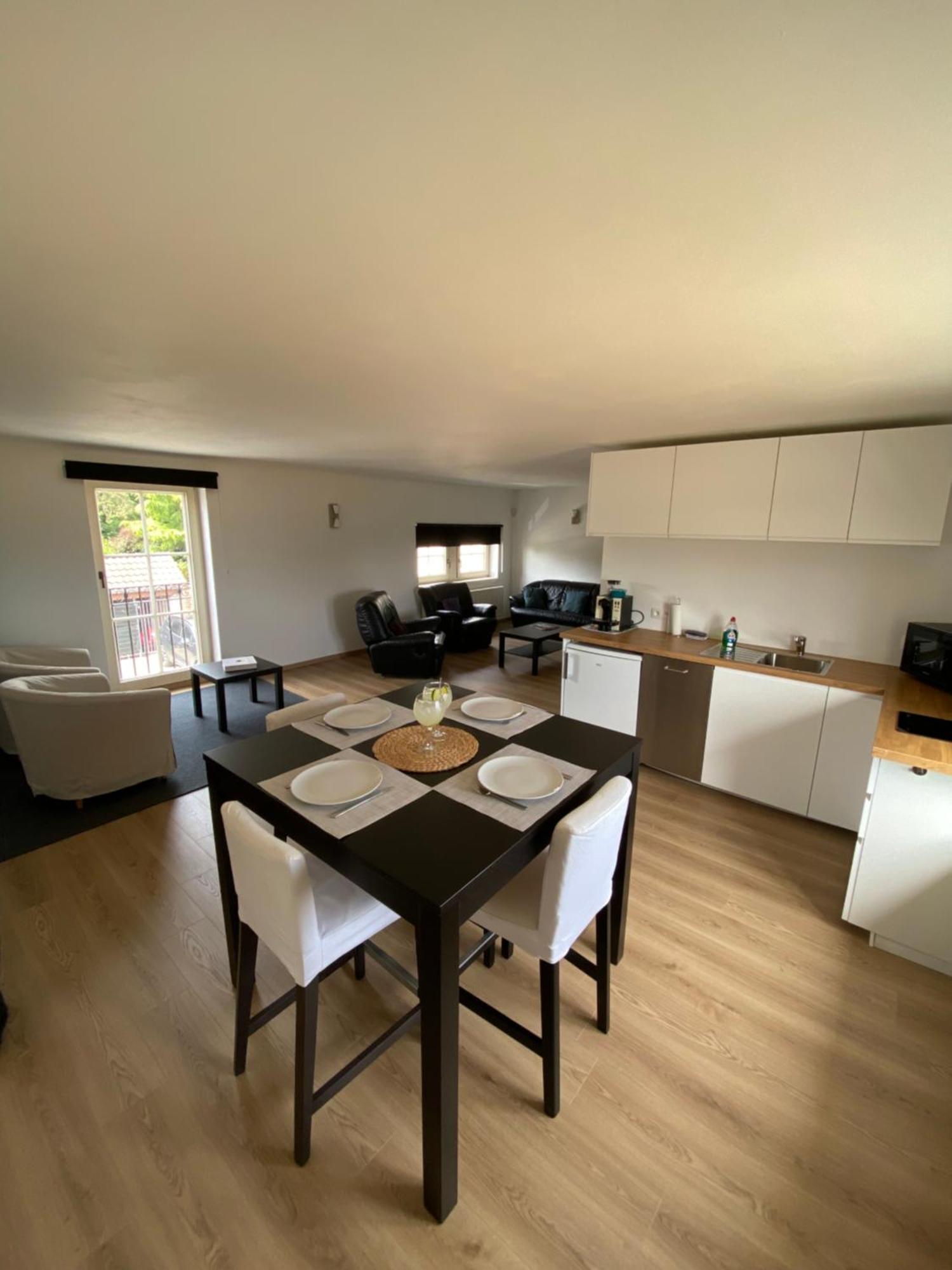 Bed and Breakfast La Cle Des Champs Jodoigne Экстерьер фото